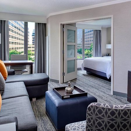 Chicago Marriott Suites O'Hare Роузмънт Екстериор снимка